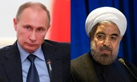 Pemimpin Rusia dan Iran melakukan pembicaraan via telephone tentang dokumen nuklir dan masalah Suria