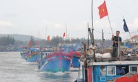 Kaum nelayan provinsi Quang Ngai melakukan pemberangkatan pasukan menangkap ikan