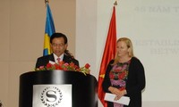 Peringatan ultah ke-45 penggalangan hubungan Vietnam – Swedia