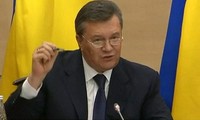 Presiden Ukraina Viktor Yanukovych menyatakan berjuang untuk menangani krisis