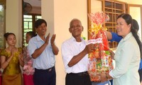Banyak aktivitas menyambut Hari Raya Tahun Baru Tradisional Chol Chnam Thmay rakyat etnis minoritas Khmer