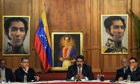 Pemerintah Venezuela dan pihak oposisi mengumumkan waktu mengadakan kembali perundingan damai