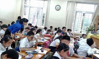 Kelas menyalurkan api kebudayaan kota Hanoi