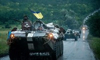 Presiden Ukraina berkomitmen mengekang aktivitas militer