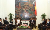Deputi PM Nguyen Xuan Phuc menerima Duta Besar Republik Hungaria di Vietnam