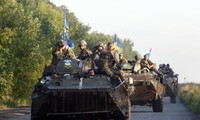 Pemimpin militer Rusia dan Ukraina melakukan konsultasi tentang situasi di Ukraina Timur