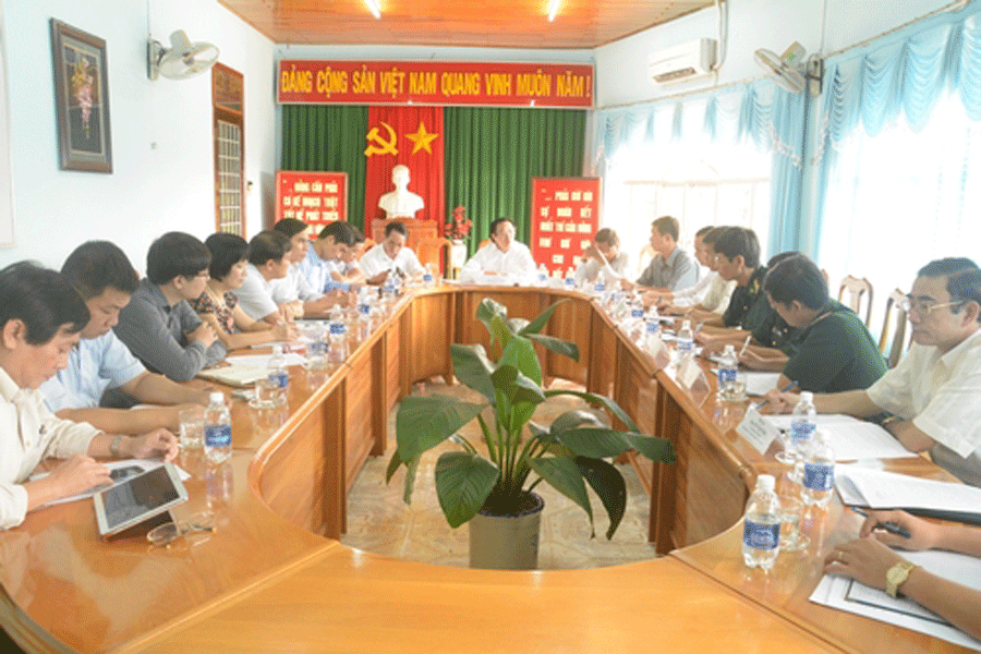 Rombongan kerja KS PKV melakukan temu kerja dengan Komite Partai provinsi Kon Tum
