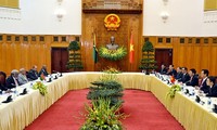 PM Republik Vanuatu, Joe Natuman melakukan kunjungan resmi di Vietnam