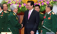 PM Nguyen Tan Dung menerima para veteran perang tipikal