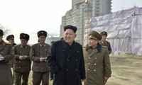 Pemimpin RDR Korea melakukan kunjungan inspeksi terhadap latihan perang ofensif