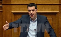 PM Yunani memperingatkan kesulitan-kesulitan setelah mencapai permufakatan perpanjangan waktu paket bantuan dengan EU