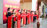Dua pameran diadakan untuk menyambut peringatan ultah ke-40 Kemenangan Buon Ma Thuot
