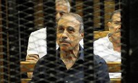 Mantan Menteri Dalam Negeri Mesir zaman Mantan presiden Hosni Mubarak mendapatkan pemutihan perkara