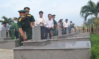 Kabupaten pulau Ly Son, provinsi Quang Ngai memperingati ultah ke-40 hari Pembebasan