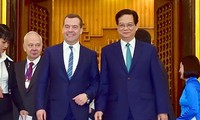 PM Federasi Rusia Dmitry Medvedev mengakhiri dengan baik kunjungan resmi di Vietnam