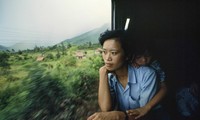 Fotografer. Wartawan Amerika Serikat, Catherine Karnow mengadakan pameran foto tentang Vietnam