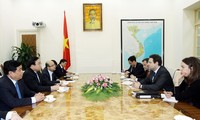 Vietnam – Perancis mendorong kerjasama yang kuat di bidang penerbangan, energi dan infrastruktur
