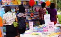 Pesta buku menyambut Hari Buku Vietnam kali ke-2