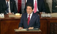 PM Jepang membacakan pidato yang bersejarah di depan Kongres Amerika Serikat