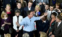 Pimpinan partai-partai politik Inggeris berusaha keras melakukan kampanye pemilu sampai detik-detik terakhir