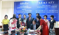 Vietnam – Laos bekerjasama di bidang surat-menyurat dan kearsifan