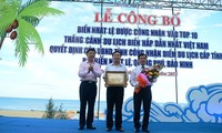 Pantai Nhat Le (provinsi Quang Binh) masuk 10 besar pemandangan wisata bahari yang paling menarik di Vietnam
