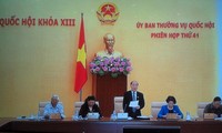 Pembukaan persidangan ke-41 Komite Tetap MN Vietnam
