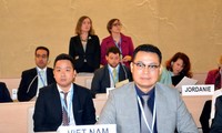 Vietnam mengadakan simposium internasional tentang hak anak-anak dan badan usaha