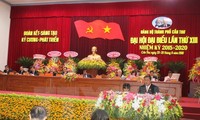 Pembukaan Kongres Partai Komunis kota Can Tho dan provinsi Bac Ninh