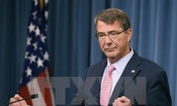 Menteri Pertahanan Amerika Serikat tiba di Eropa untuk membahas masalah Suriah dan migran