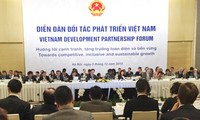 Pembukaan Forum Kemitraan Perkembangan Vietnam 2015