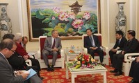 Mendorong kerjasama antara Kementerian Keamanan Publik Vietnam dengan badan-badan pelaksana hukum Amerika Serikat