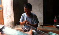 Desa membuat jaring yang unik di peluaran ibukota Hanoi