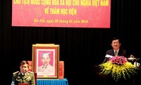 Presiden Vietnam Truong Tan Sang mengunjungi dan menyampaikan ucapan selamat Hari Raya Tet di Akademi Logistik