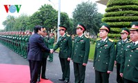 Presiden Truong Tan Sang mengunjungi Divisi 1 dan Markas Komando Militer provinsi Ninh Binh