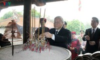 Upacara ritual Hari Haul Cikal Bakal Bangsa Raja Hung tahun 2016 diadakan secara khidmat