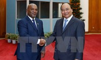PM Nguyen Xuan Phuc menerima Menteri Perhubungan, Transportasi dan Komunikasi Mozambik