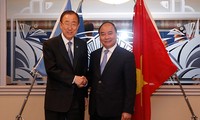 PM Nguyen Xuan Phuc melakukan pertemuan bilateral di sela-sela Konferensi Tingkat Tinggi G-7 yang diperluas