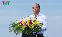Rapat umum memperingati pekan laut dan pulau Vietnam