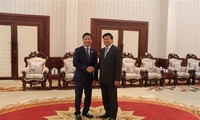 PM Laos merangsang badan usaha Vietnam melakukan investasi di Laos
