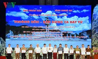 PM Nguyen Xuan Phuc menghadiri program kesenian “Truong Bon – Epos abadi”