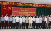 Pertemuan para pemimpin, mantan pemimpin berbagai provinsi di daerah dataran rendah sungai Mekong