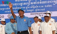 Élections législatives cambodgiennes: Hun Sen remercie Nguyên Xuân Phuc
