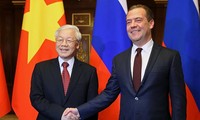 Le SG du PCV rencontre Dimitri Medvedev