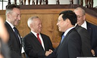 Pham Binh Minh reçoit des représentants du corps diplomatique européen 