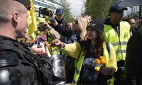 Gilets jaunes: faible mobilisation après les annonces de Macron