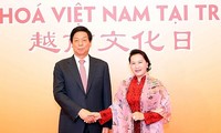Nguyên Thi Kim Ngân à un spectacle célébrant l’amitié sino-vietnamienne à Pékin