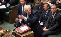 Brexit : les Lords bloquent un “no deal“
