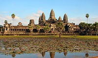 KPV-Generalsekretär Nguyen Phu Trong besucht Angkor Wat