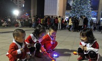 Weihnachtliche Atmosphäre in Vietnam